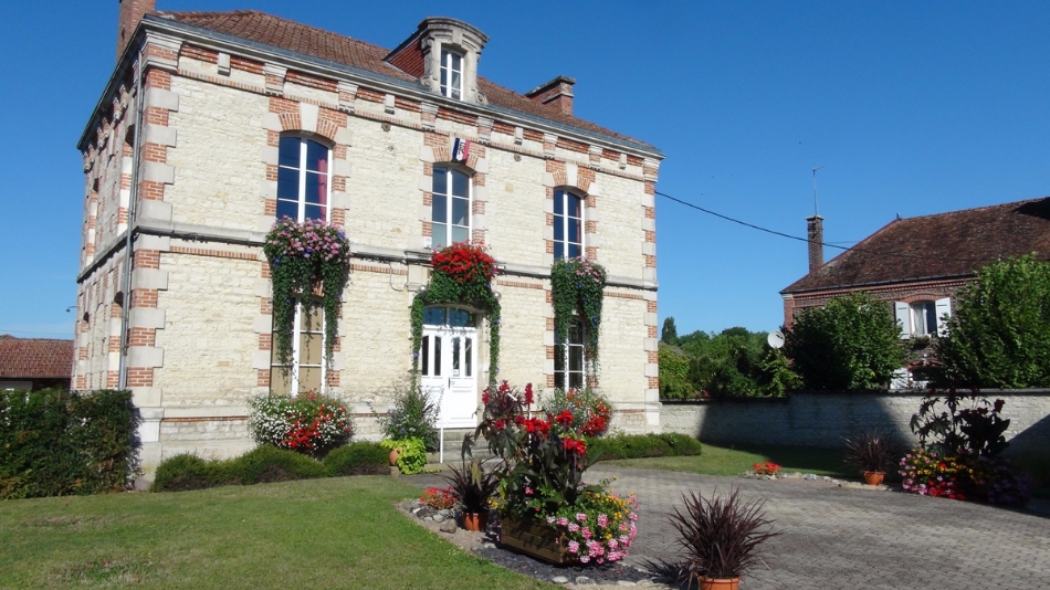 La Mairie de Verrières